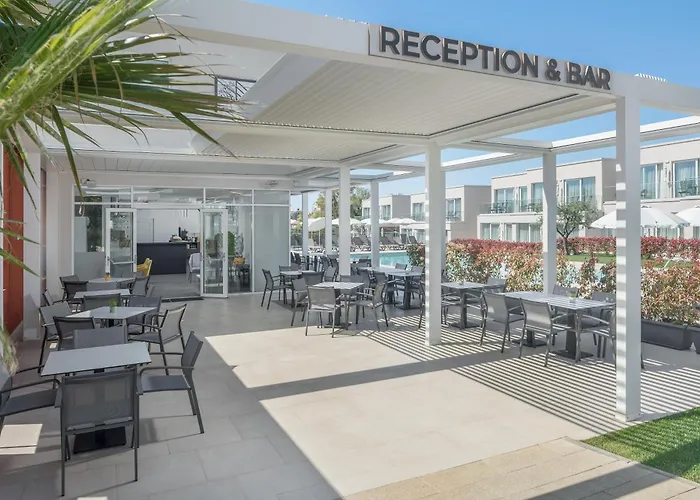 Maj Luxury Residence